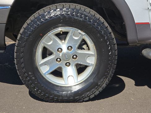 Used 2003 Ford F150 XLT image 28