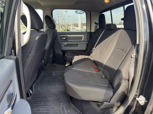 Used 2019 RAM 1500 Classic Warlock w/ Electronics Group image 12