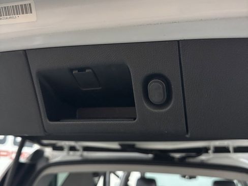 Used 2020 GMC Yukon SLT image 41