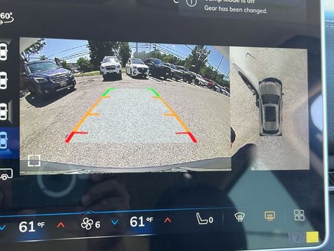 New 2025 VinFast VF 8 Eco image 28