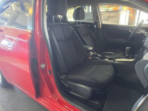 Used 2018 Nissan Sentra SV image 14
