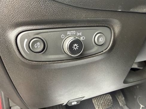 Used 2020 Chevrolet Equinox LT FWD image 12