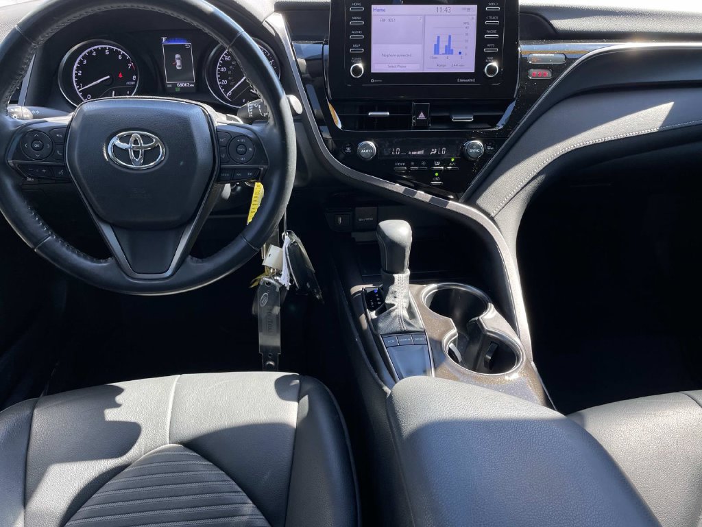 Used 2023 Toyota Camry SE FWD image 10