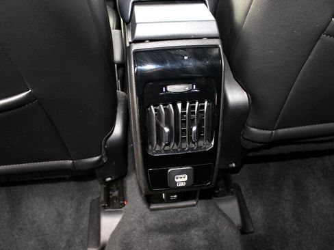 Used 2025 Jeep Compass Trailhawk image 16