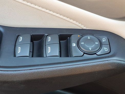 Used 2023 Chevrolet Traverse LS AWD/4WD image 24