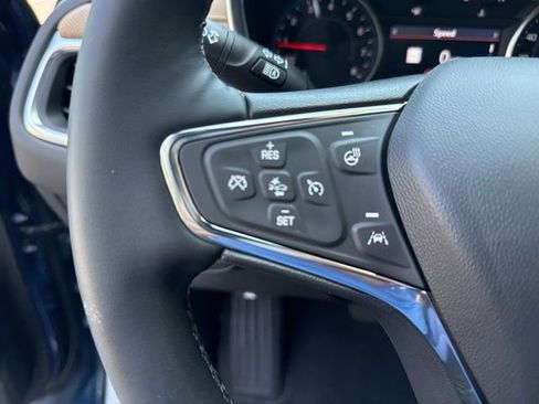 Used 2024 Chevrolet Equinox Premier image 12