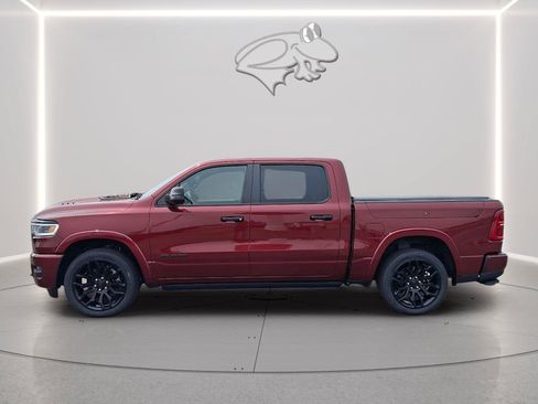 Used 2025 RAM 1500 Limited AWD/4WD image 2