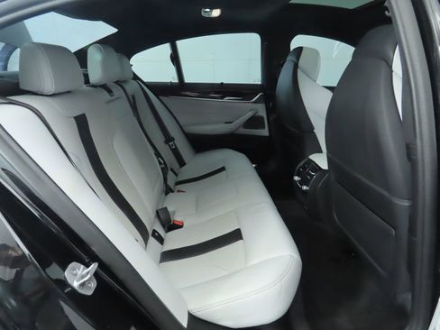 Used 2022 BMW M5 w/ Competition Package image 23