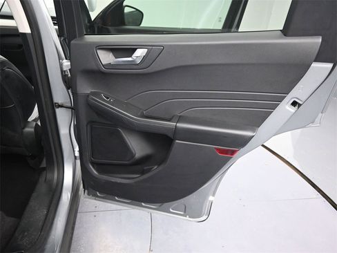 Used 2022 Ford Escape SEL image 20