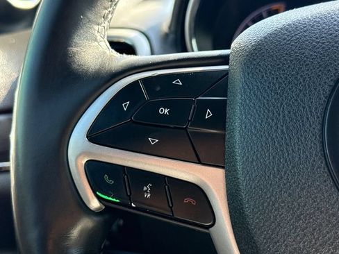 Used 2018 Jeep Grand Cherokee High Altitude RWD image 28