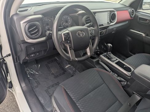 Used 2023 Toyota Tacoma SR5 image 9