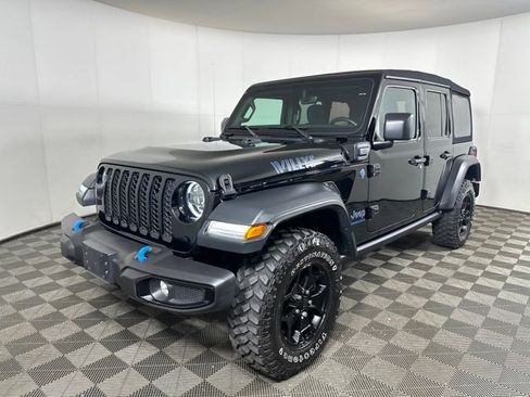 Used 2023 Jeep Wrangler Unlimited w/ Cold Weather Group image 7