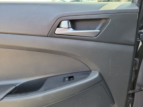 Used 2017 Hyundai Tucson SE Plus FWD image 12