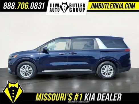 Used 2024 Kia Carnival LX FWD image 5
