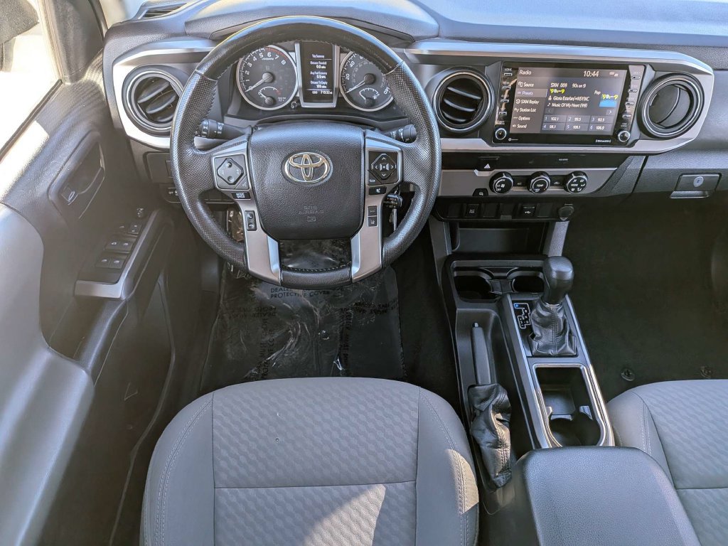 Used 2022 Toyota Tacoma SR5 RWD image 17