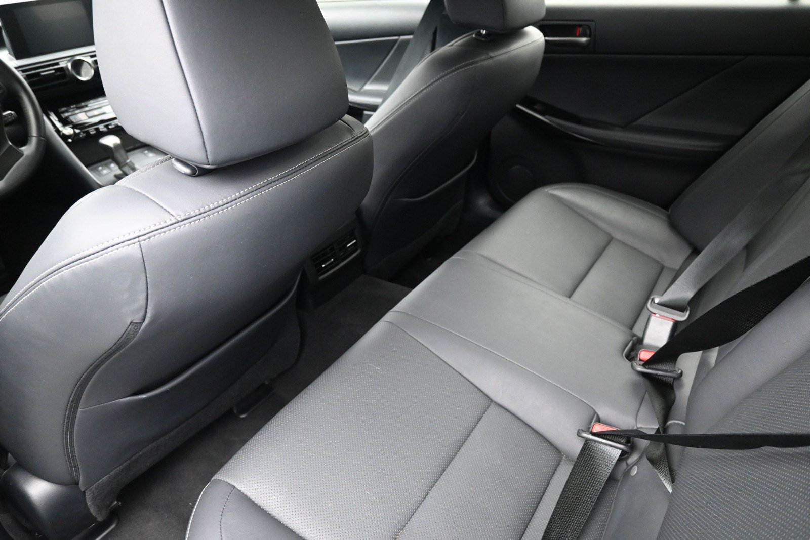 Used 2024 Lexus IS 300 w/ Comfort Package RWD image 19
