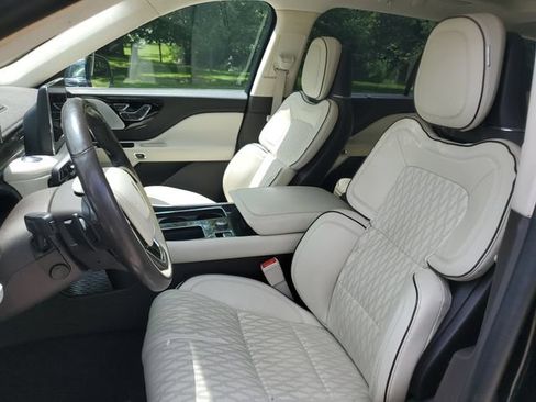 Used 2021 Lincoln Aviator Black Label AWD/4WD image 5