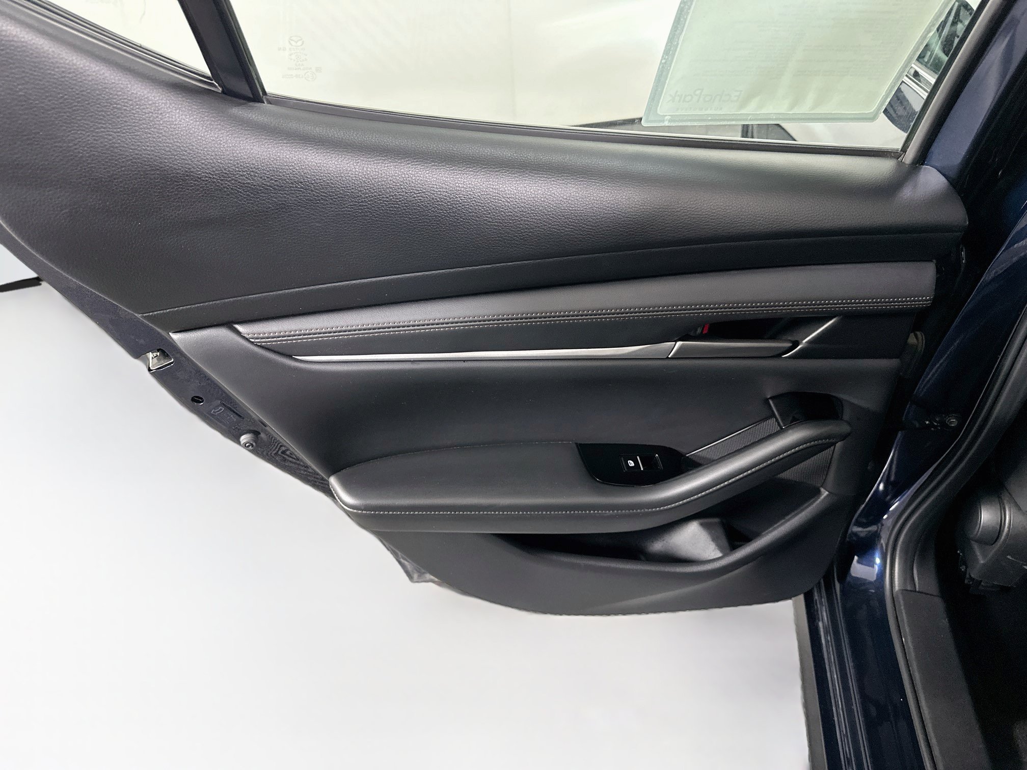 Used 2024 MAZDA MAZDA3 s FWD image 26