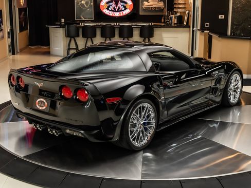 Used 2011 Chevrolet Corvette ZR1 w/ Preferred Equipment Group RWD image 13