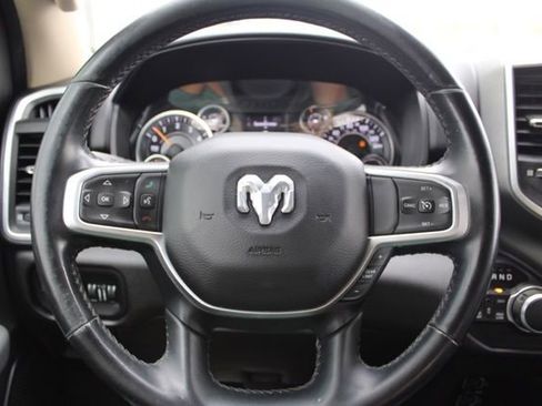 Used 2019 RAM 1500 Big Horn image 25