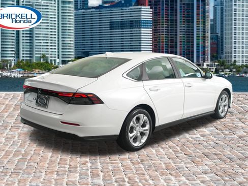 Used 2025 Honda Accord LX image 8