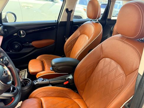 Used 2019 MINI Cooper S image 7