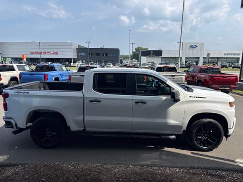 Used 2021 Chevrolet Silverado 1500 Custom w/ Rally Edition AWD/4WD image 5