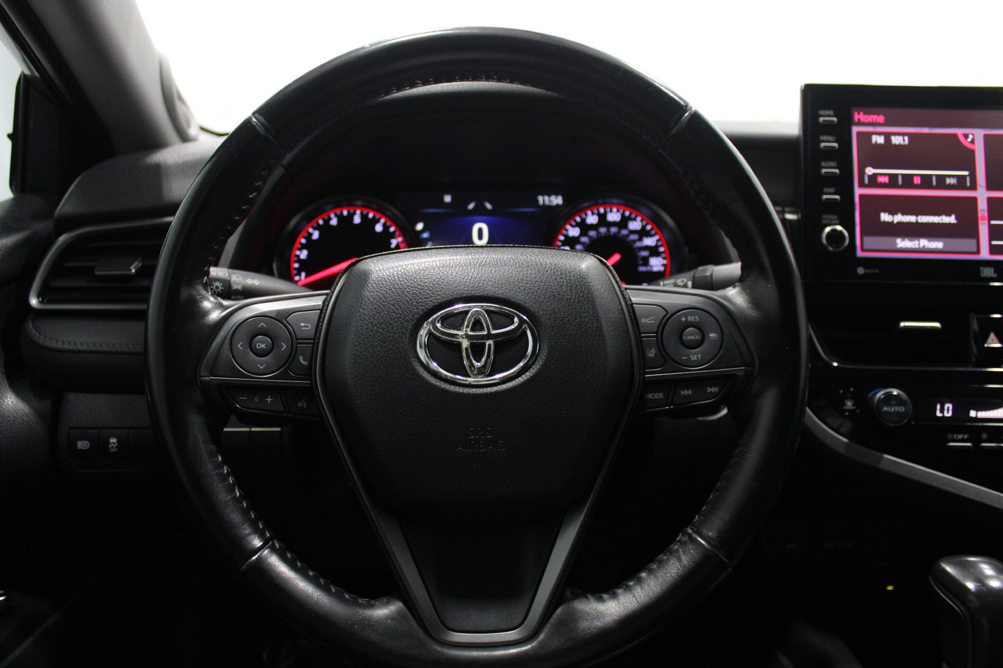 Used 2022 Toyota Camry XSE w/ Navigation Package FWD image 28