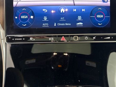 Used 2023 Mercedes-Benz GLC 300 GLC 300 w/ Exclusive Trim Package image 23