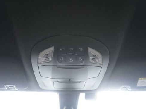 Used 2020 Chrysler Pacifica Touring w/ S Appearance Package FWD image 28