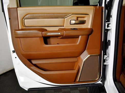 Used 2022 RAM 3500 Limited image 57