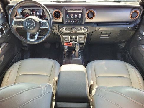 Used 2021 Jeep Gladiator Mojave image 18