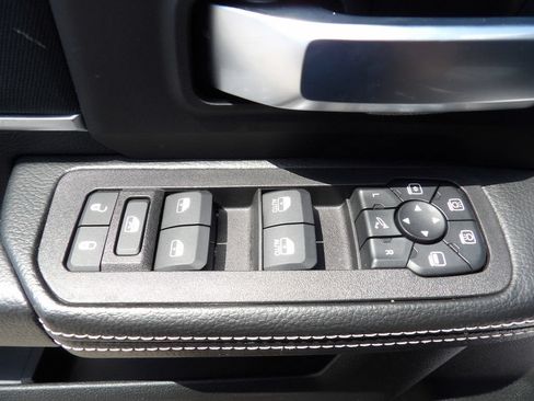 Used 2026 RAM 2500 Big Horn AWD/4WD image 15