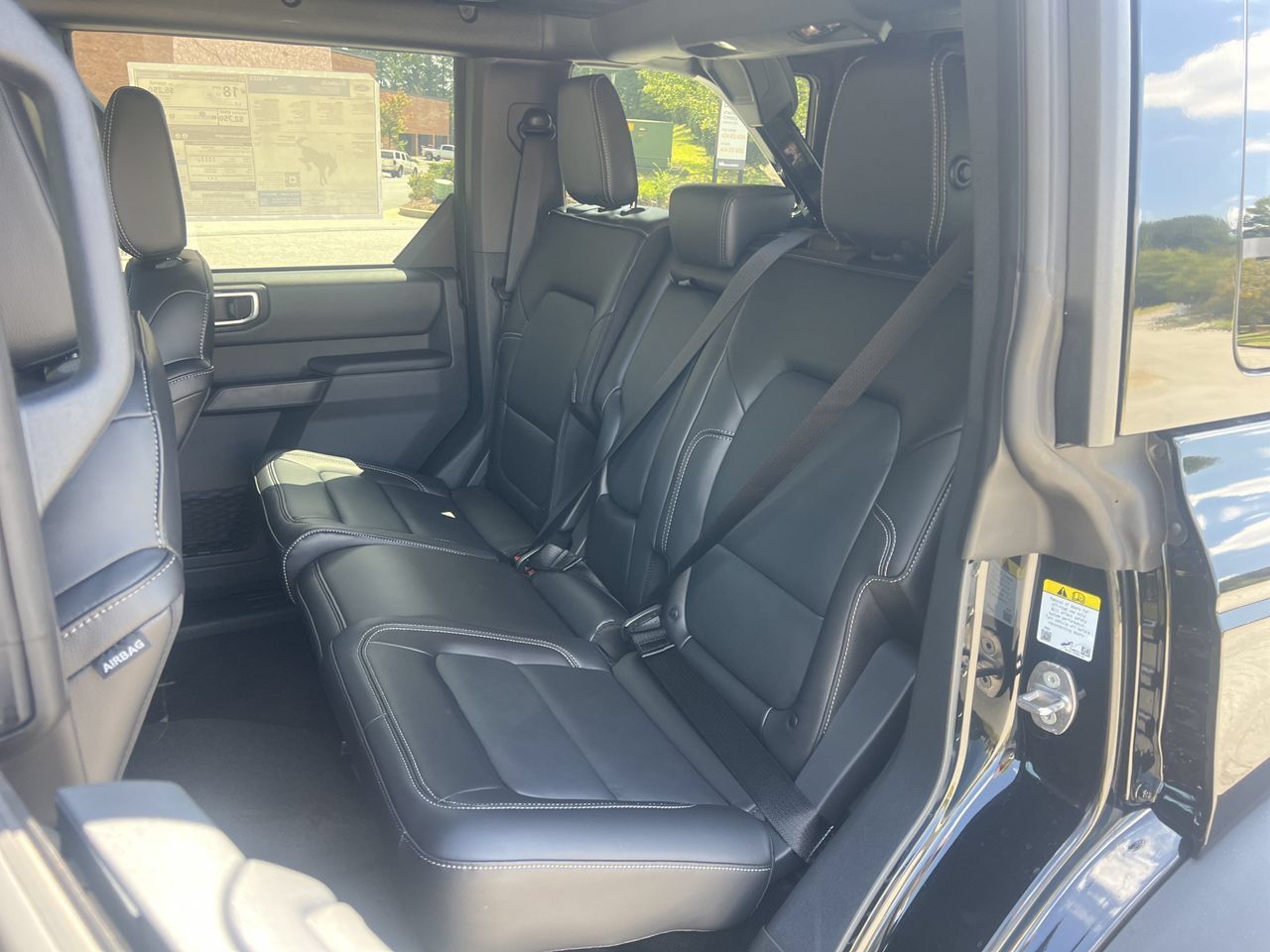 New 2026 Ford Bronco Outer Banks w/ Sasquatch Package AWD/4WD image 15