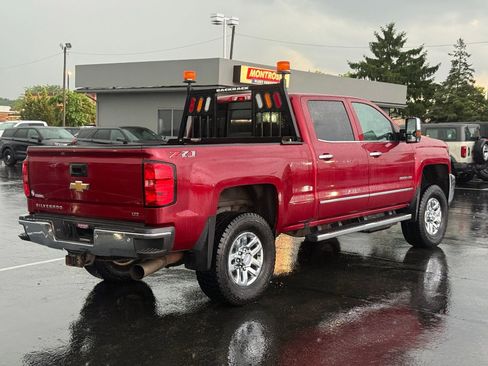 Used 2019 Chevrolet Silverado 2500 LTZ w/ Duramax Plus Package AWD/4WD image 4