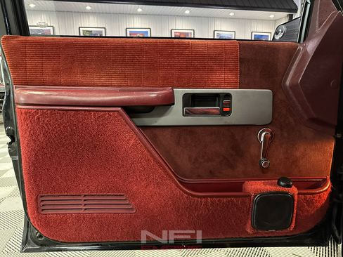 Used 1990 Chevrolet Silverado 1500 2WD Regular Cab image 34