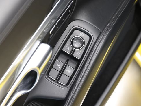 Used 2019 Porsche 718 Boxster GTS RWD image 12