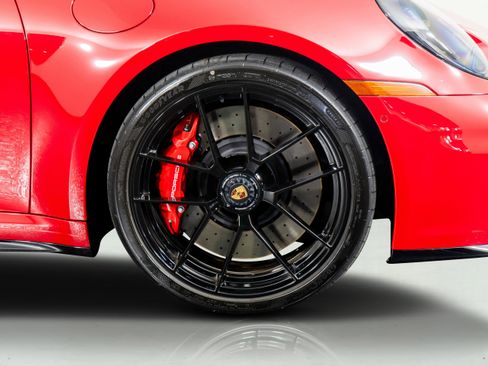 Used 2026 Porsche 911 Targa 4 GTS w/ Premium Package image 7