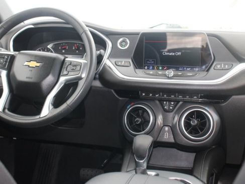 Used 2022 Chevrolet Blazer LT w/ LPO, Black Accent Package image 22