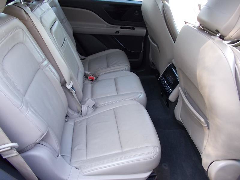 Used 2020 Lincoln Aviator Reserve w/ Equipment Group 201A AWD/4WD image 23