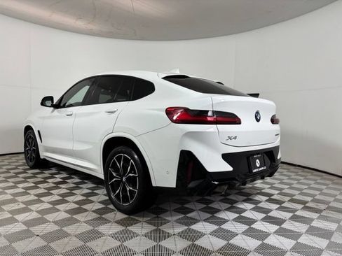 Used 2024 BMW X4 xDrive30i w/ Premium Package AWD/4WD image 5