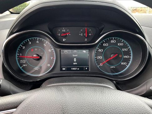 Used 2018 Chevrolet Cruze LS image 22