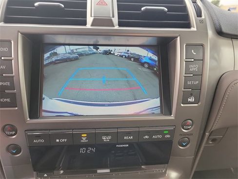 Used 2015 Lexus GX 460 image 29