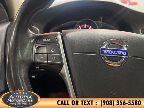 Used 2018 Volvo S60 T5 Inscription image 20