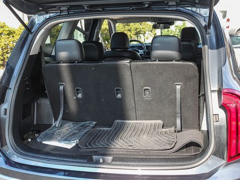 Used 2023 Kia Telluride S image 32