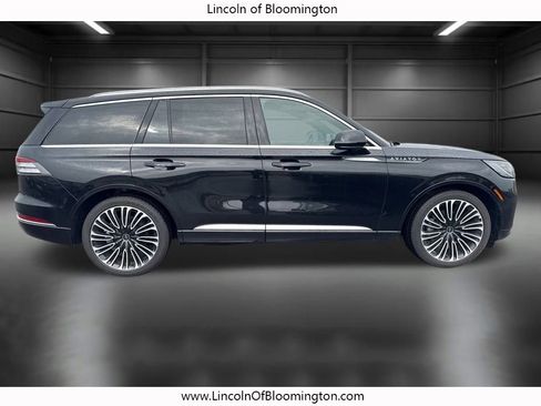 New 2025 Lincoln Aviator Black Label image 7