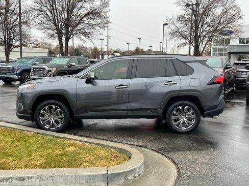 Used 2023 Toyota RAV4 Limited image 11