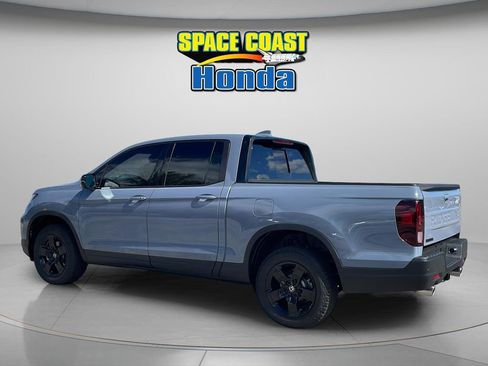 New 2026 Honda Ridgeline Black Edition image 8