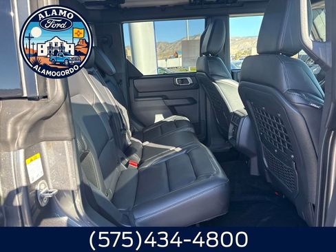 New 2025 Ford Bronco Badlands image 16