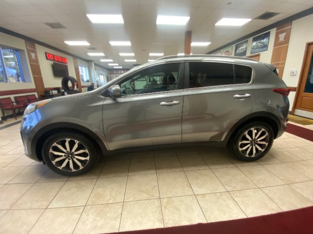 Used 2017 Kia Sportage EX FWD image 2